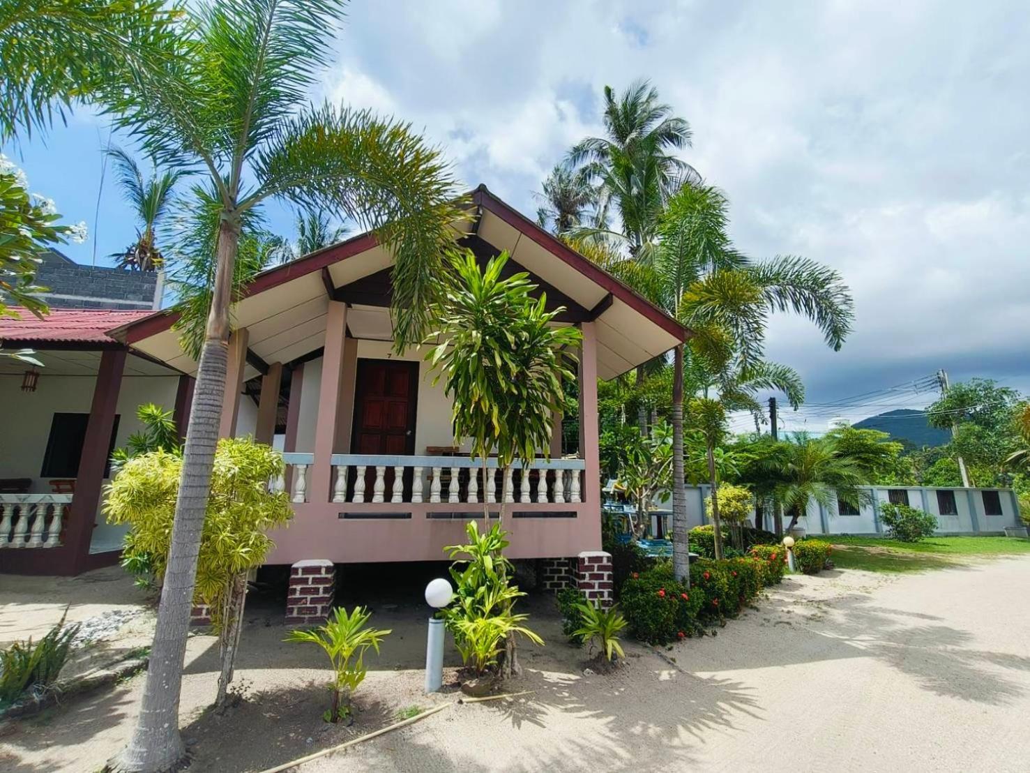 Phangan Lodge Baan Tai Dış mekan fotoğraf